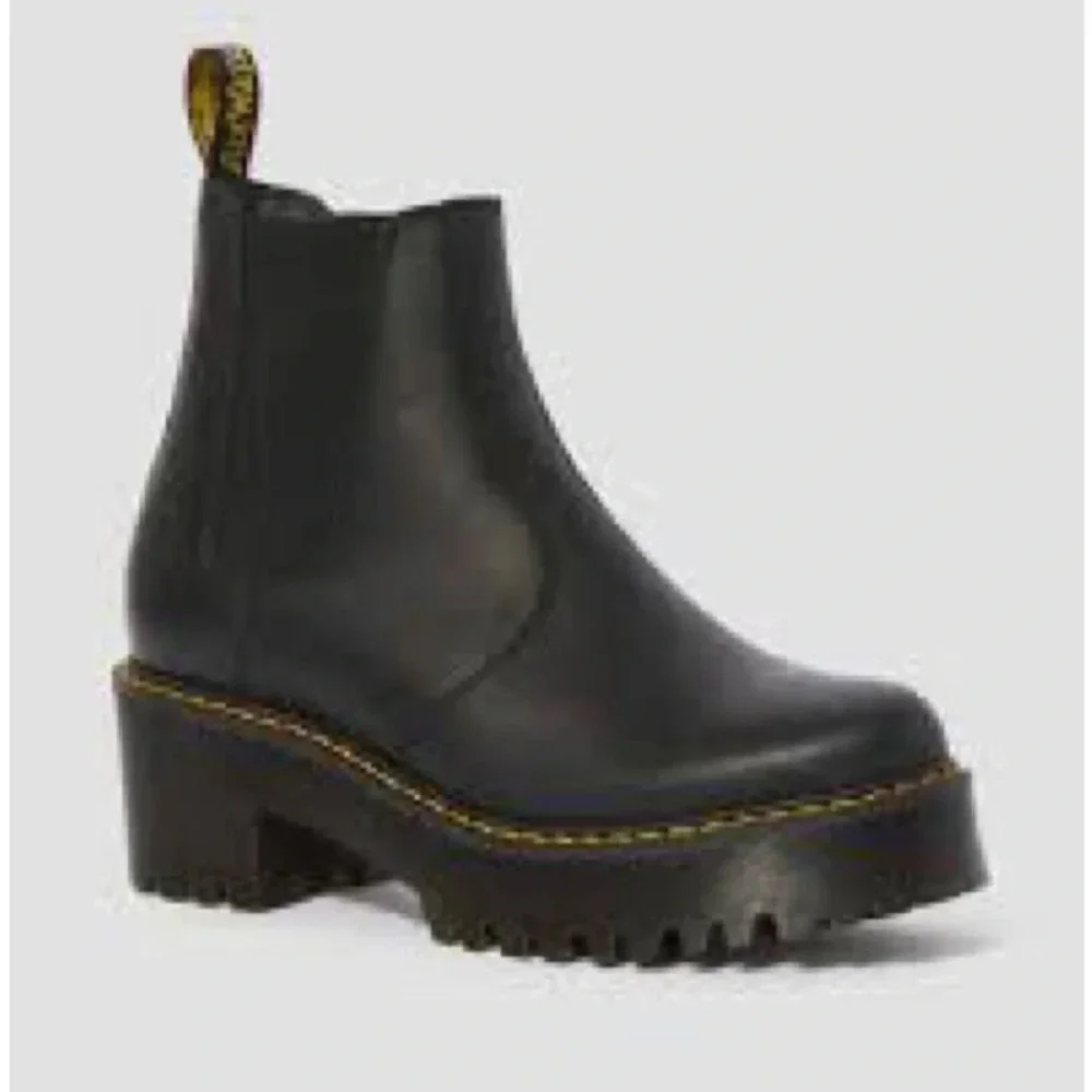 NWOT Dr. Martens Romero Black Leather Moto Combat Boots Shoes Y2K Goth School, 9